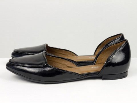 Черные лаковые  туфли лодочки на низком ходу кожаные , Д-24-46